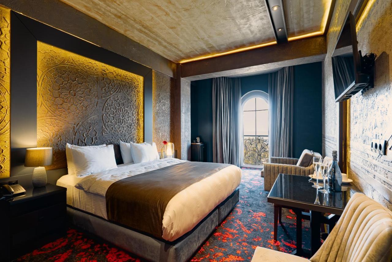 Tapis Rouge Design Boutique Hotel 바투미 외부 사진 Deluxe room
